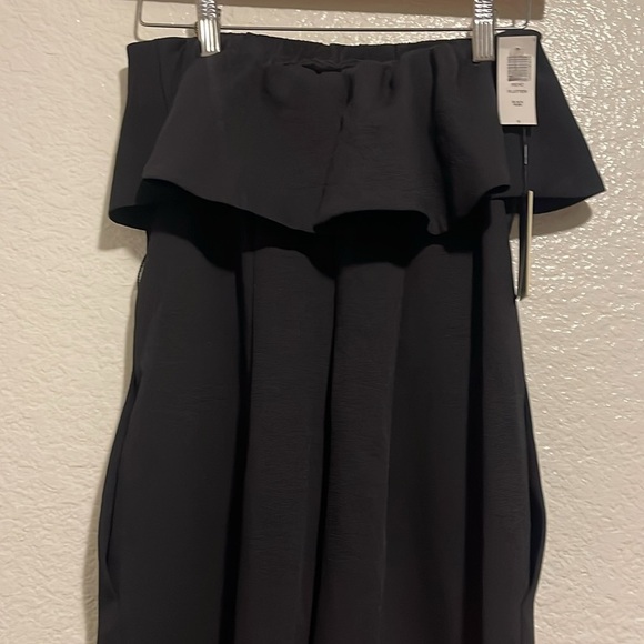 NWT Aritzia Babaton Flutter Strapless Wide Leg Cropped Jumpsuit - Picture 7 of 16